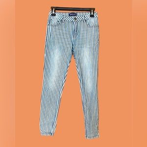 Blue Spice size 7 pinstripe stretch denim